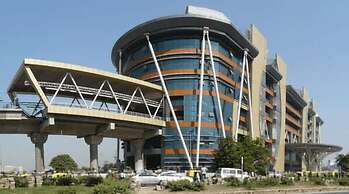 Penthouse W Jacuzzi Garden Extra Room Pets OK