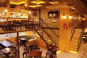 Tranquil Studio Apartment