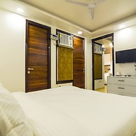 Cyber Retreat 1bhk With Gym and Balcony