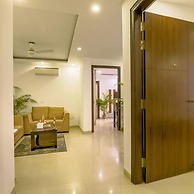 Modern City Retreat 2bhk Paras Fortis Balcony