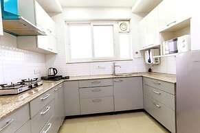 Modern City Retreat 2bhk Paras Fortis Balcony