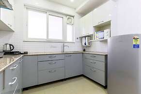 Modern City Retreat 2bhk Paras Fortis Balcony