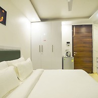 Studio Serviced Apartment With Gym Patio