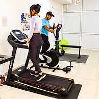 Studio Serviced Apartment With Gym Patio