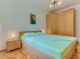 Apartment Villa Iskra