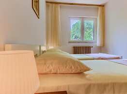 Apartment Villa Iskra