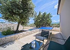 Holiday Home Bračuta