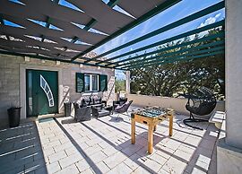 Holiday Home Bračuta