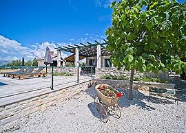 Holiday Home Bračuta