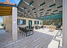 Holiday Home Bračuta