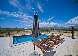 Holiday Home Bračuta