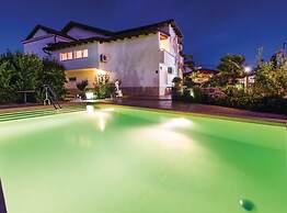 Holiday Home Villa Ksenija