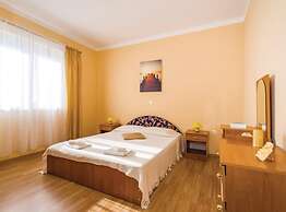 Holiday Home Villa Ksenija