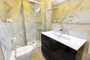 Luxury Penthouse Apt on beach Makarska