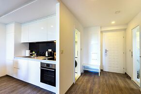 Luxury Penthouse Apt on beach Makarska