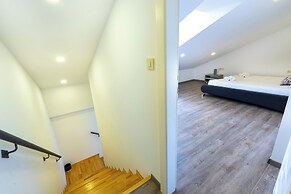 Luxury Penthouse Apt on beach Makarska