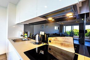 Luxury Penthouse Apt on beach Makarska