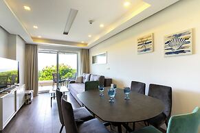 Luxury Penthouse Apt on beach Makarska