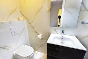 Luxury Penthouse Apt on beach Makarska