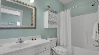 Fantastic Beach House, Gulf Access, Dog Friendly, Kid Friendly