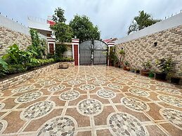 Utopia By Joy Suites