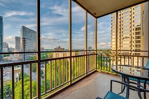 Downtown Atlanta Condo: Walk to Arenas & Venues