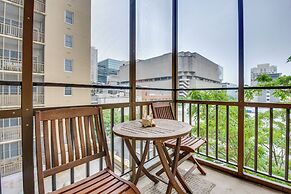 Downtown Atlanta Condo: Balcony, Walkable Area