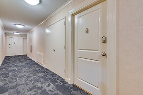 Walkable Downtown Atlanta Condo w/ Private Balcony