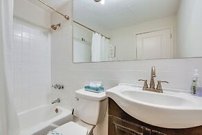 Walkable Downtown Atlanta Condo w/ Private Balcony