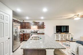 Palm Coast Duplex w/ Screened Patio, Near Beaches!