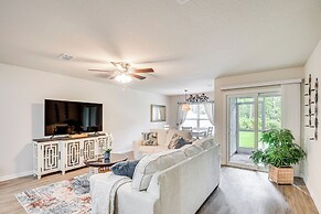 Palm Coast Duplex w/ Screened Patio, Near Beaches!