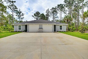Palm Coast Duplex w/ Screened Patio, Near Beaches!