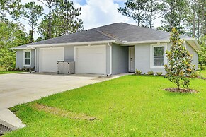 Palm Coast Duplex w/ Screened Patio, Near Beaches!