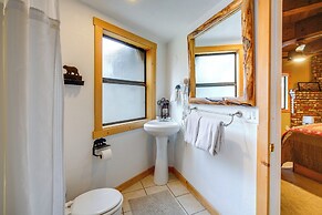 Cozy Big Bear Cabin w/ Hot Tub, Close to Lake!