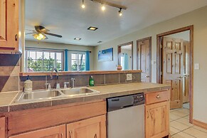 Family-friendly Fischer Home w/ Private Hot Tub!