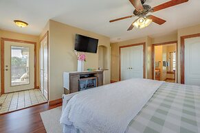 Family-friendly Fischer Home w/ Private Hot Tub!