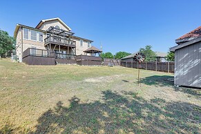 Family-friendly Fischer Home w/ Private Hot Tub!