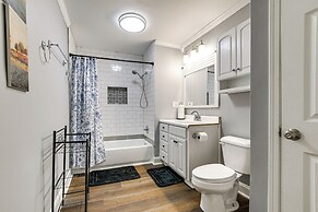 Durham Home w/ Screened Porch ~ 3 Mi to Downtown!