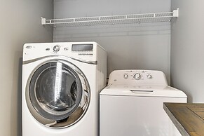 Durham Home w/ Screened Porch ~ 3 Mi to Downtown!