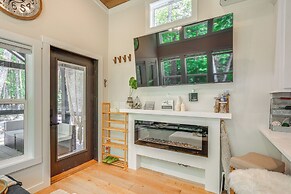 Monteagle Cabin w/ Swim Spa, Sauna & Fire Pit!