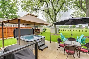Port Clinton Home: Hot Tub, Steps to Portage River