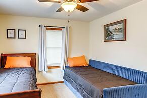 Port Clinton Home: Hot Tub, Steps to Portage River