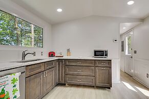 Single-story Cabin on Hyco Lake: Swim & Unwind!