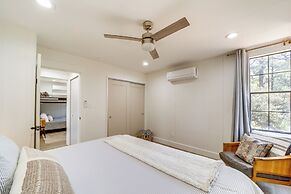 Pine Cabin w/ Large Deck & Scenic Mountain Views!