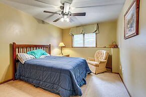 Door County Townhome: Pool Access, 1 Mi to Beach!