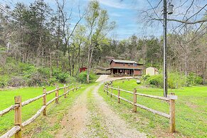 Tennessee Mountain Cabin ~ 18 Mi to Knoxville!