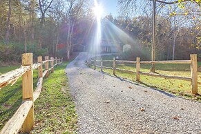 Tennessee Mountain Cabin ~ 18 Mi to Knoxville!