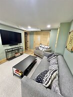 Sebago Sunrise Limit 8 3 Bedroom Villa by RedAwning