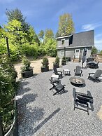 Sebago Sunrise Limit 8 3 Bedroom Villa by RedAwning