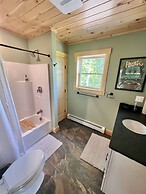 Sebago Sunrise Limit 8 3 Bedroom Villa by RedAwning
